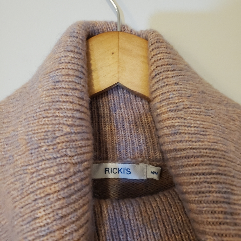 ☆3 for 15☆ RICKI'S COWL NECK SWEATER - Picture 4 of 4